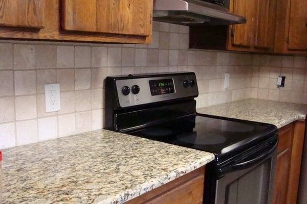 Our DIY backsplash job with tile PLUS install tips we got at Aston's Designs.