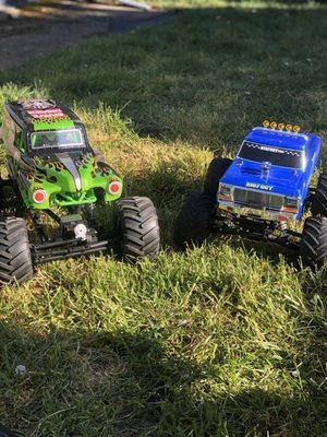 Grave Digger & Bigfoot