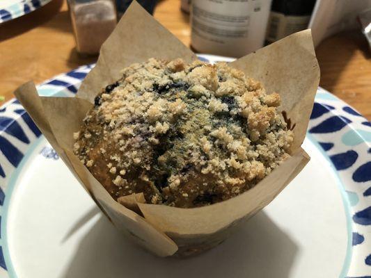 Blueberry crumb muffin.