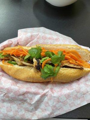 Grilled chicken banh mi