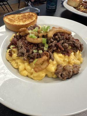 Steak and Bacon Mac n Cheese Bowl