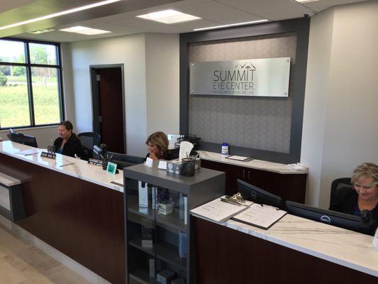 Summit Eye Center's Receptionist