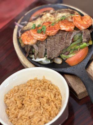 Delicious sizzling fajitas