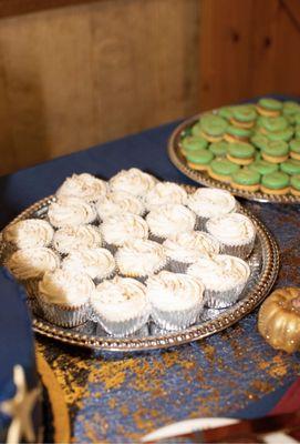 Cheesecake Cupcakes and Carmel Apple macarons