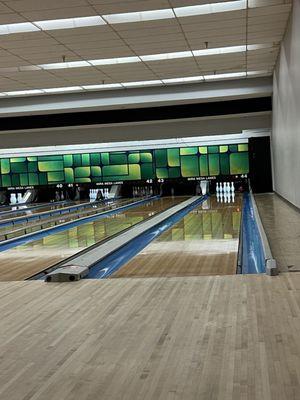 Bowling lane stuck