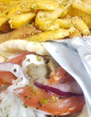 Gyro & fries!!