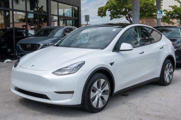 Tesla model Y