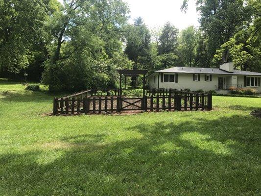 Garden fence