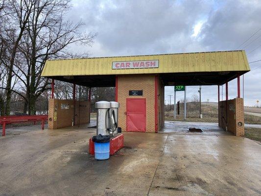 coin-operated car wash (two bays available)