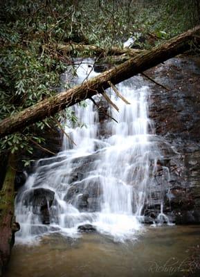 Chunannee Falls at the end of the Cathy Ellis trail. (1/2 mile hike)