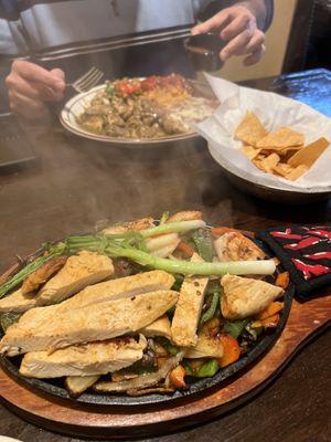 Chicken and shrimp fajitas and chilli verdes