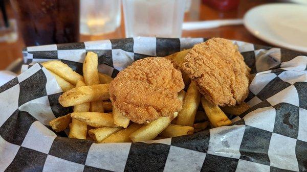 Happy hour chicken & fries basket