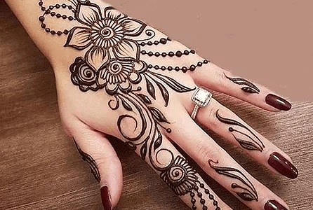 Henna tattoos