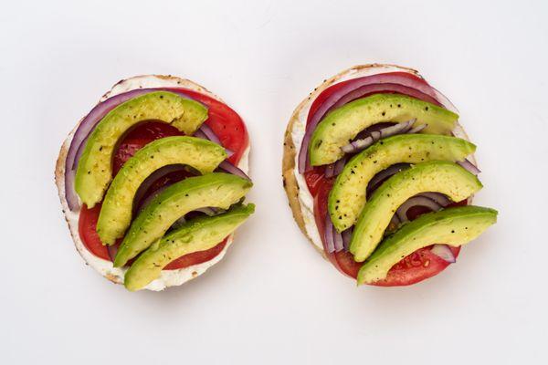 City Bagel
Cream cheese, tomato, red onion, avocado and lemon pepper