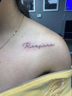 "Respira" (breath)