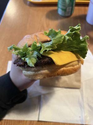 1/4lb Cheeseburger