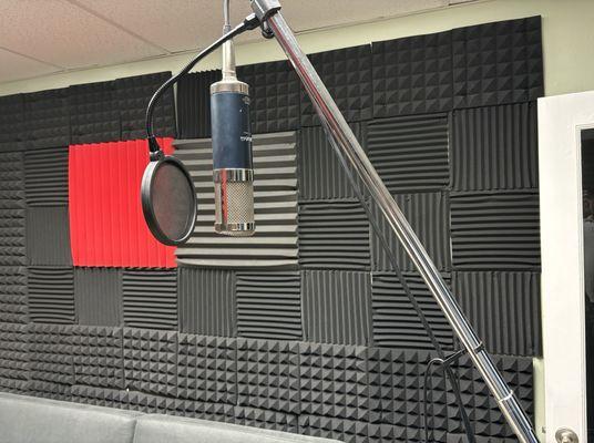 Recording studio in Orlando Florida Reese Trackz LLC