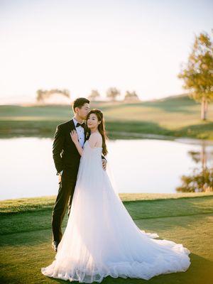 Bride Rongsheng wearing made-to-measure gown