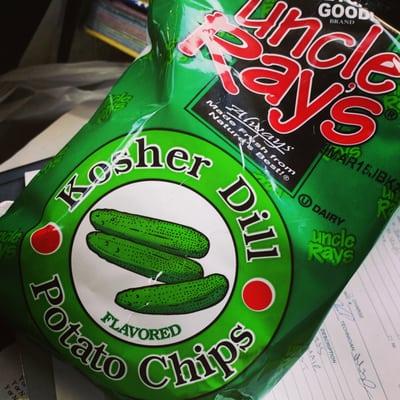 Uncle Ray's DILL Potato Chipz