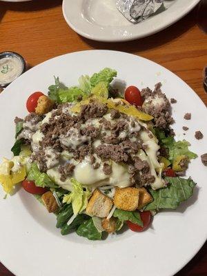 Cheesesteak salad