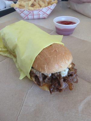 Philly steak. Pretty good. Juicy.