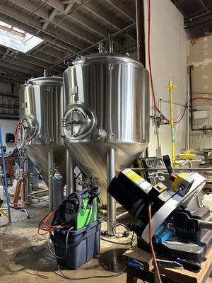 Onsite stainless tank repair for Fracture Brewing in SE PDX