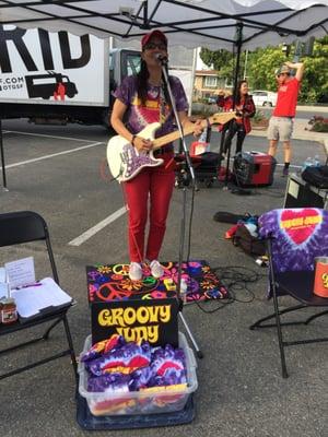 Off The Grid offers groovy music