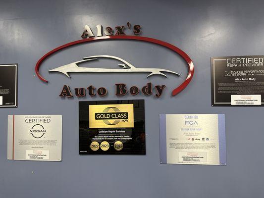 I car platinum certified in collision repairs