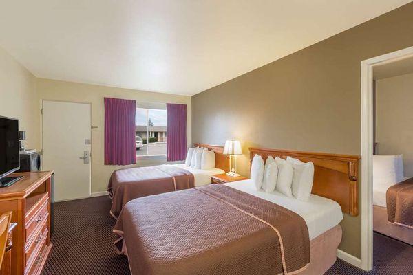 Travelodge By Wyndham Santa Rosa Wine Country