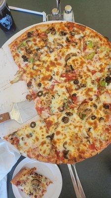 Veggie pizza