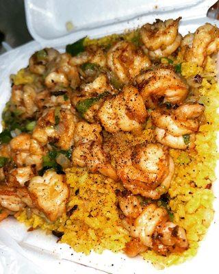 Sautéed shrimp fried rice