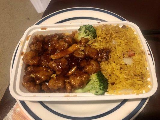 Orange Chicken Dinner w/broccoli and it also comes with an egg roll.