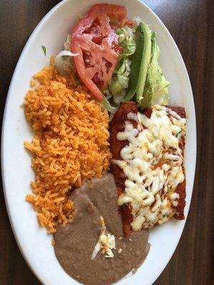 Red chicken enchiladas