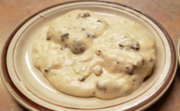 Average biscuits and gravy but not skimpy on the gravy