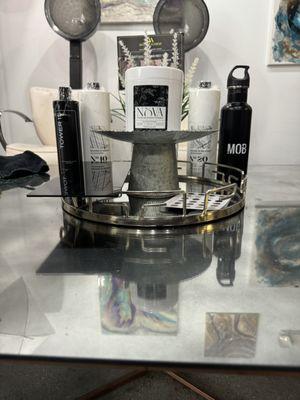 Using all the greatest new products, welcome MOB masters of balayage