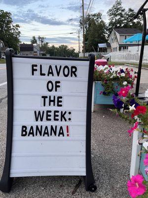 Flavor of the Week sign - Too Tall's