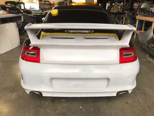 GT3 style rear end fitment test.