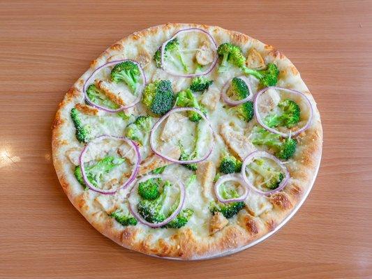 Chicken & Broccoli Pizza