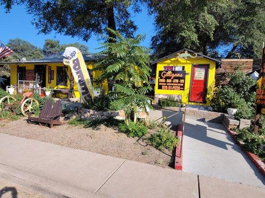 Great little place Gilligan's Yarnell Arizona. One compliant was the flys. if you reshearch into plants that are repellant..