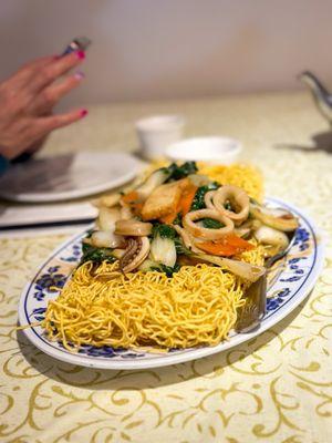 fried seafood noodle