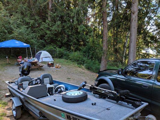 If you are a tent camper ask to reserve T-15 it's the best spot with a view of lake and very close to water. Very quiet, very clean!