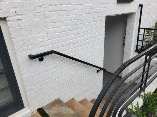 Handrail