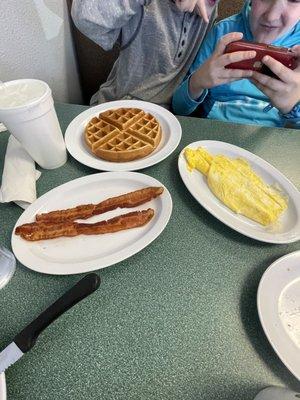 Waffle combo with bacon