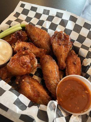 Honey hot wings