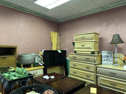 Very nice gently used furniture