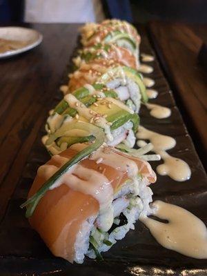 Salmon Avocado Roll