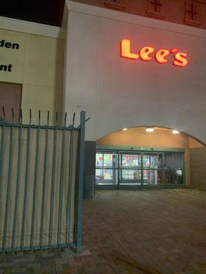 Lee's Discount Liquor