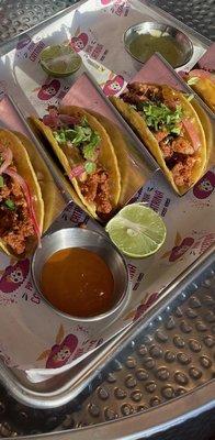 Al pastor tacos