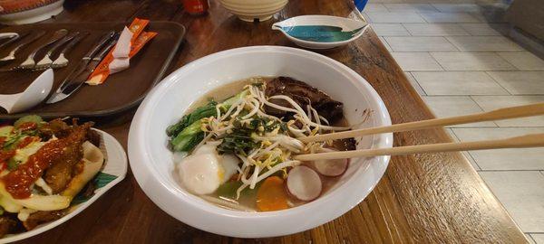 Ramen bowl with beef.