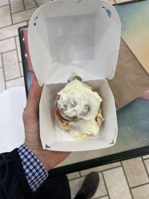 A heavenly small Cinnabon.